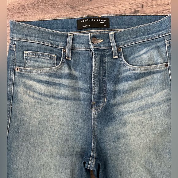 VERONICA BEARD Carson High-Rise Jean | Ankle
Hem - Picture 6 of 9